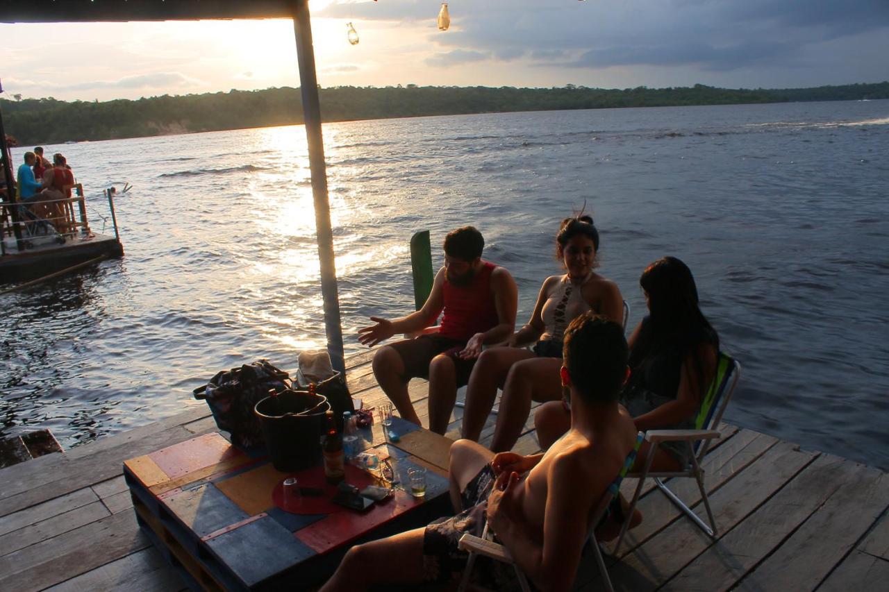 Abare House Floating Albergue *